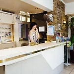 Des Pins Hotel 3*