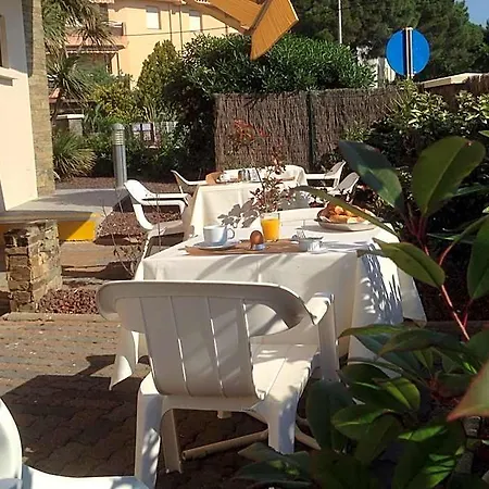 Otel Des Pins